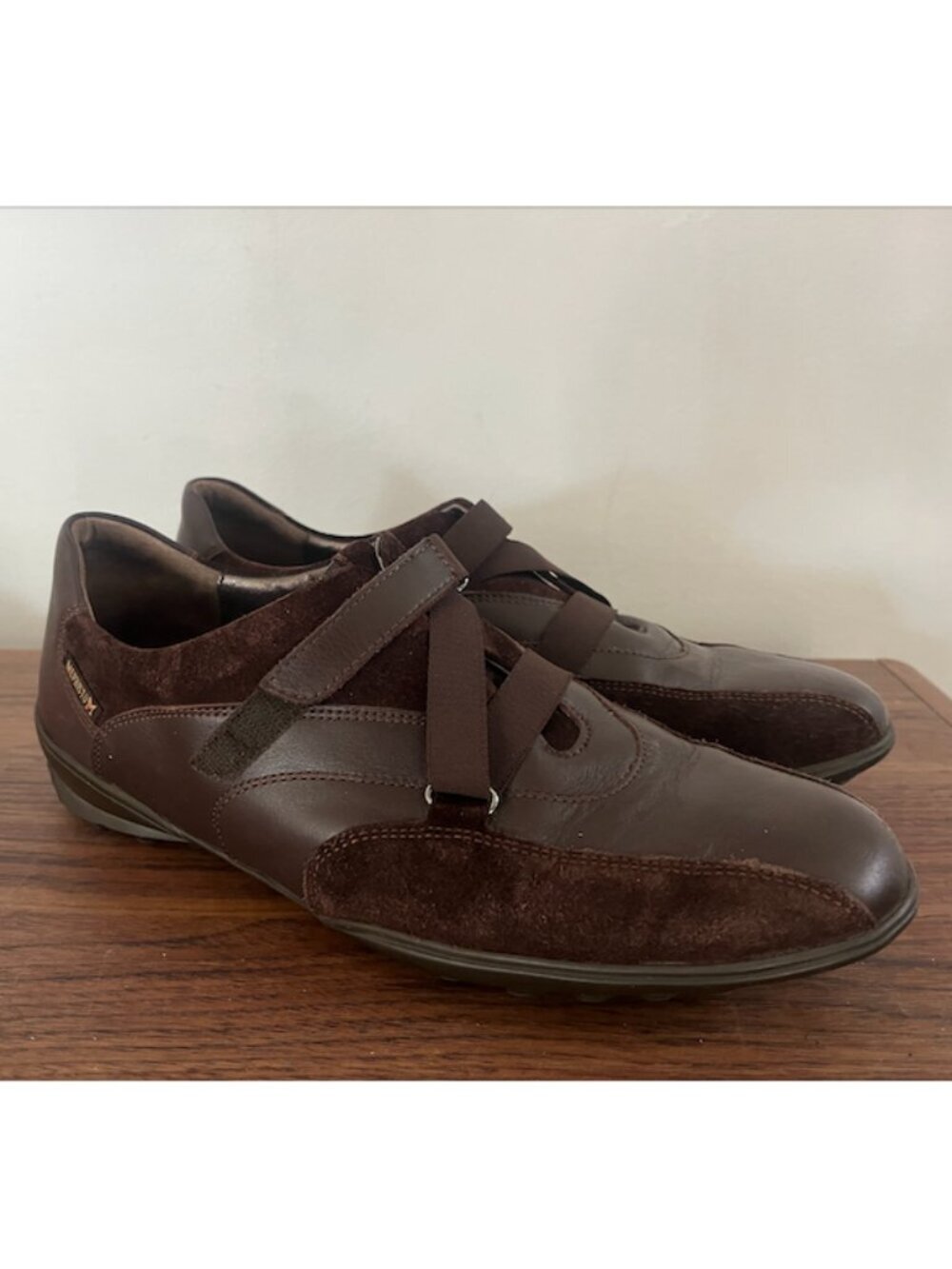 Mephisto Sz 9.5 Brown LeatherSuede ZStrap MaryJane Balletcore Sporty Sneakerina